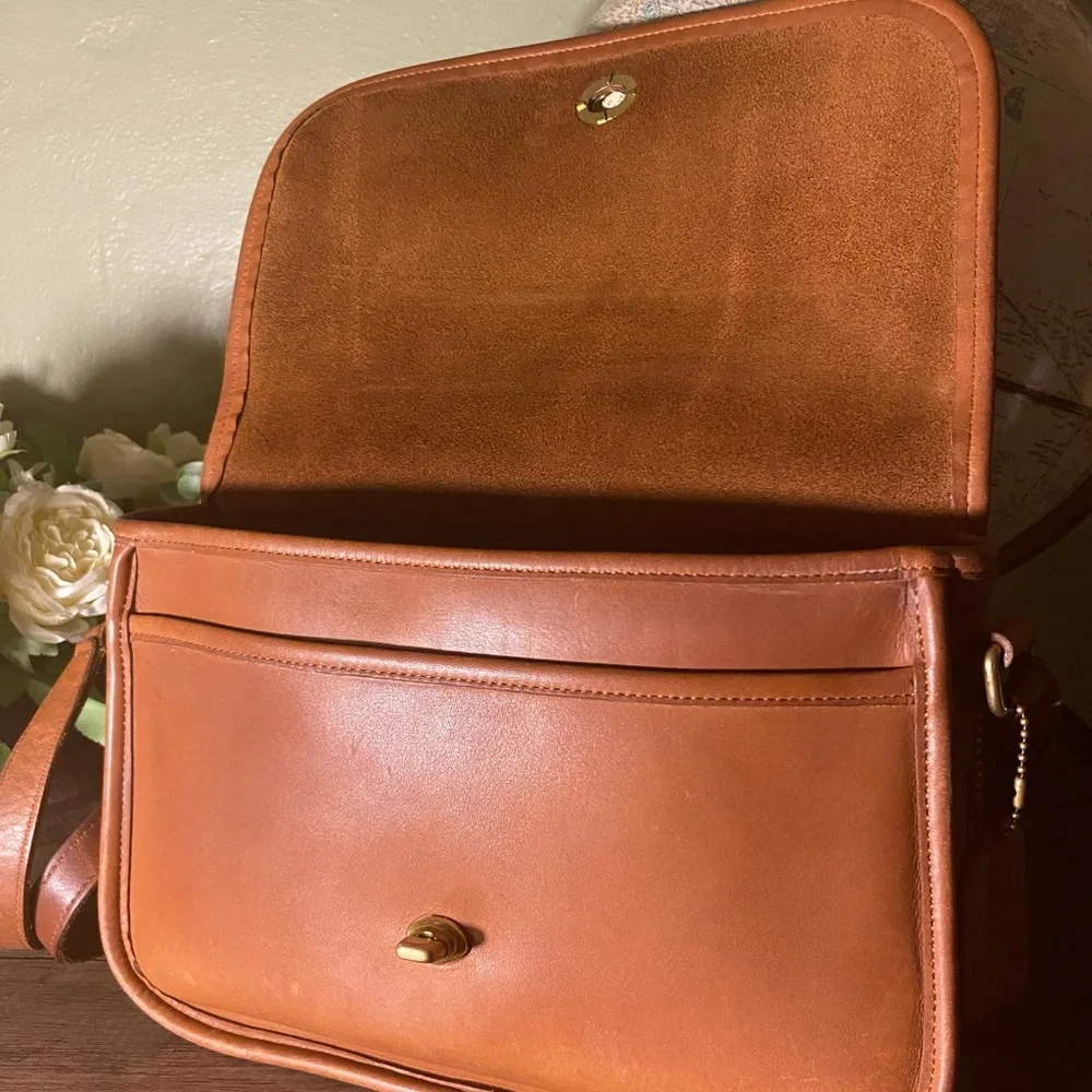 Coach Vintage City Bag - British Tan - Picture 5 of 9